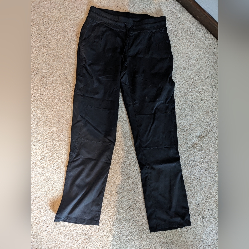 Black North Face Aphrodite Motion pants